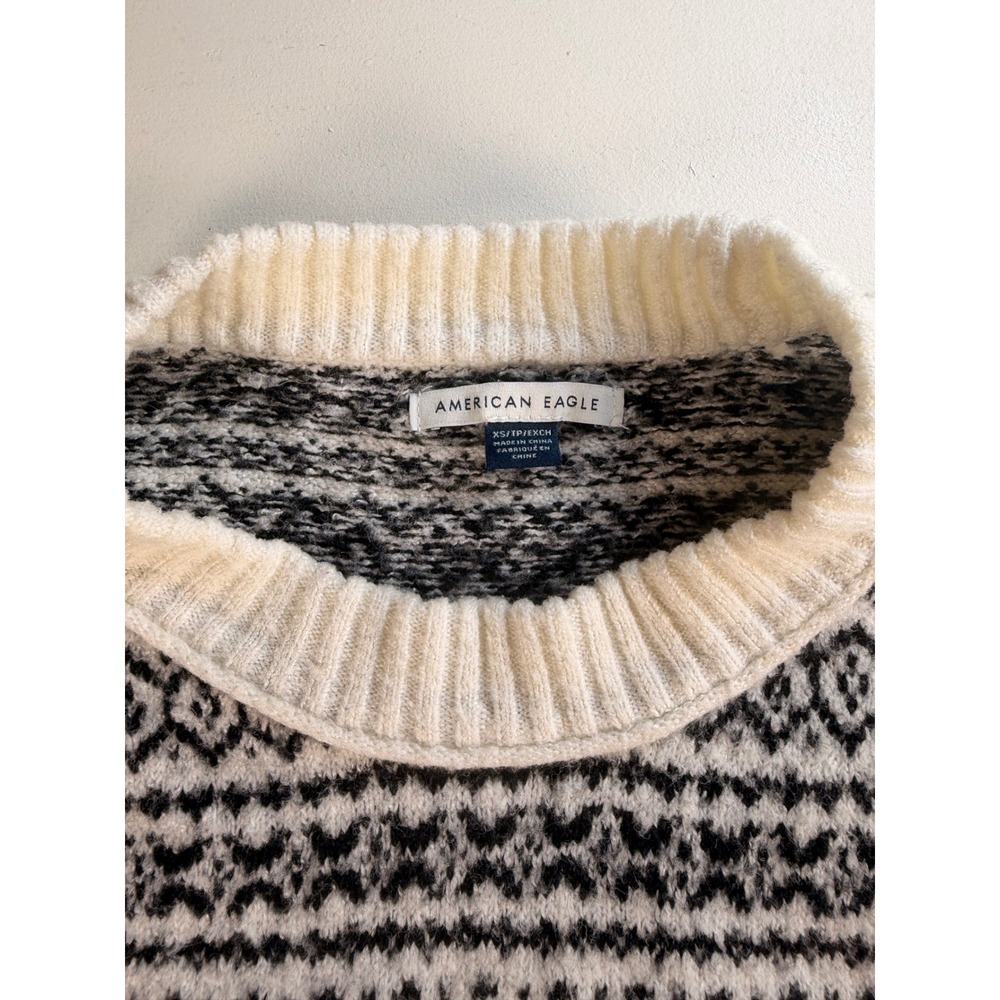 American Eagle Fair Isle Sweater Women XS Cream Black Excellent Knit Pullover - Picture 5 of 9